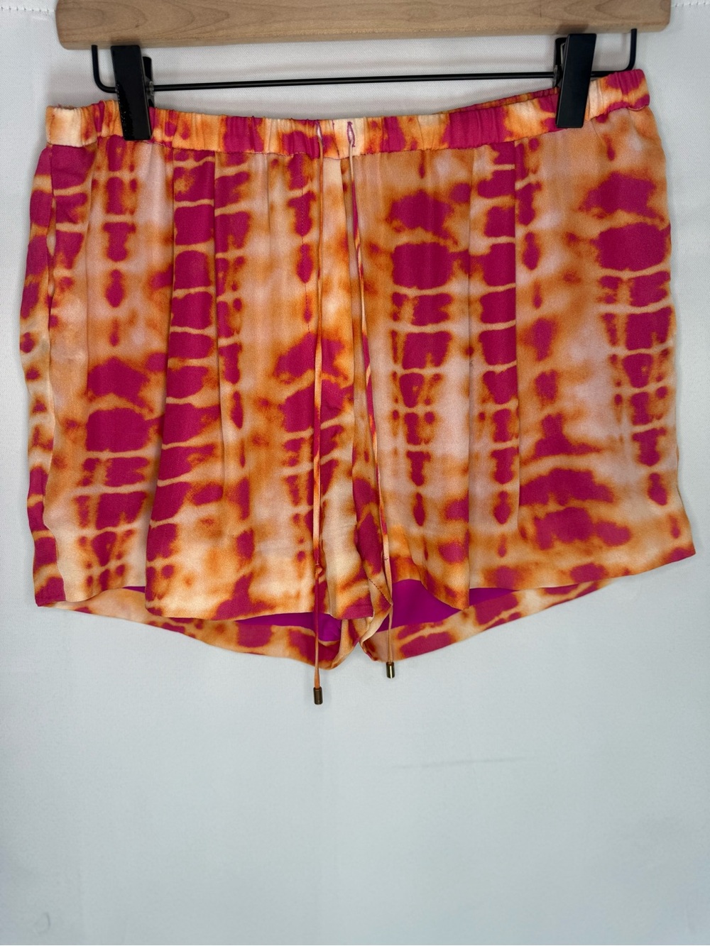 Haute Hippie - 100% Silk Pink & Orange Tie-Dye High Waist Shorts - Size S